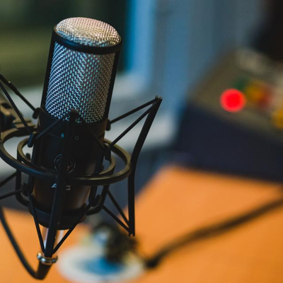 Microfone USB de estúdio para podcast